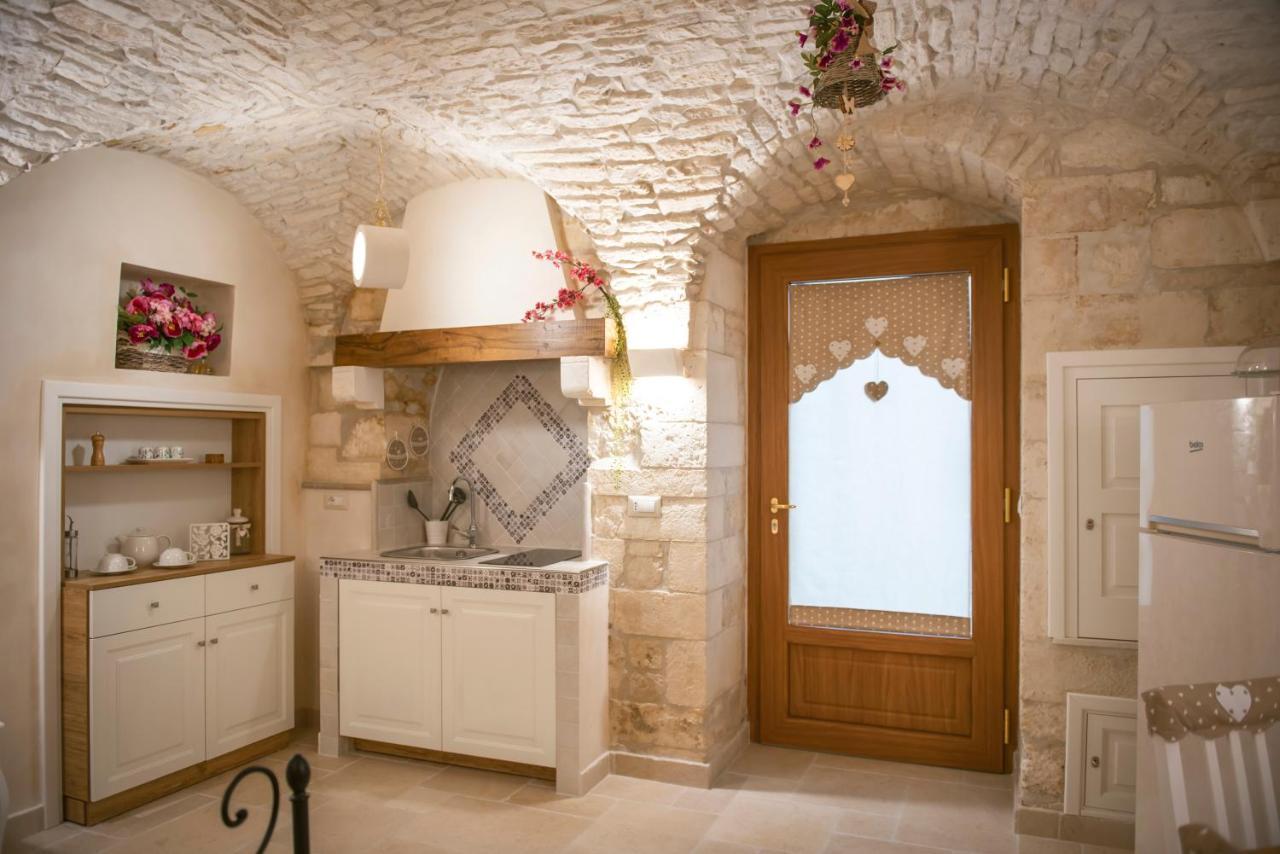 La Pietra Maga Villa Martina Franca Bagian luar foto
