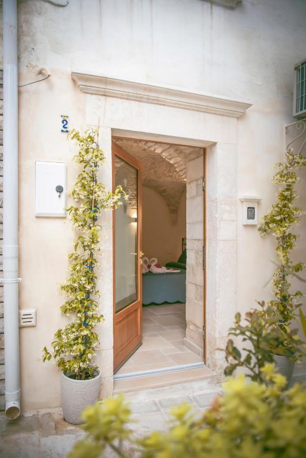 La Pietra Maga Villa Martina Franca Bagian luar foto